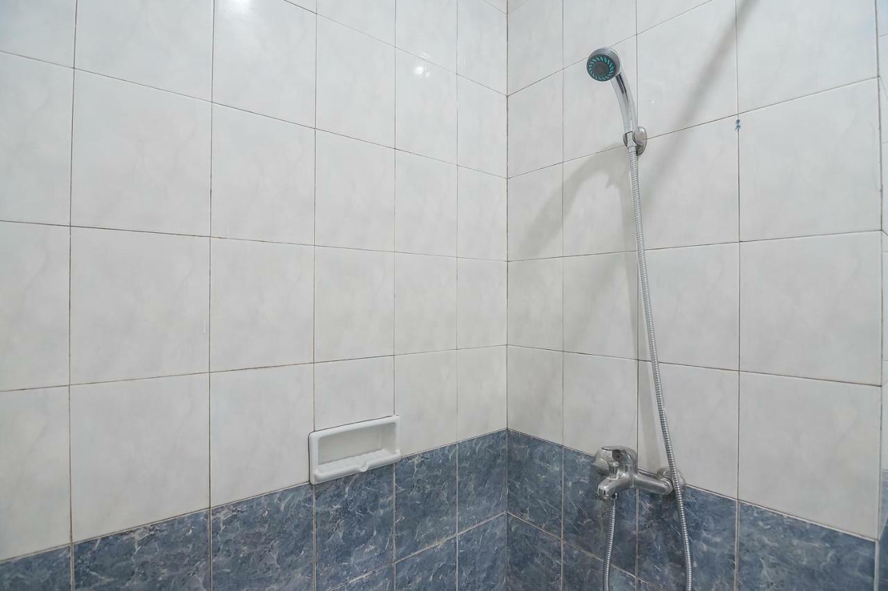 Reddoorz Near Setrasari Mall 2 Μπαντούνγκ Εξωτερικό φωτογραφία